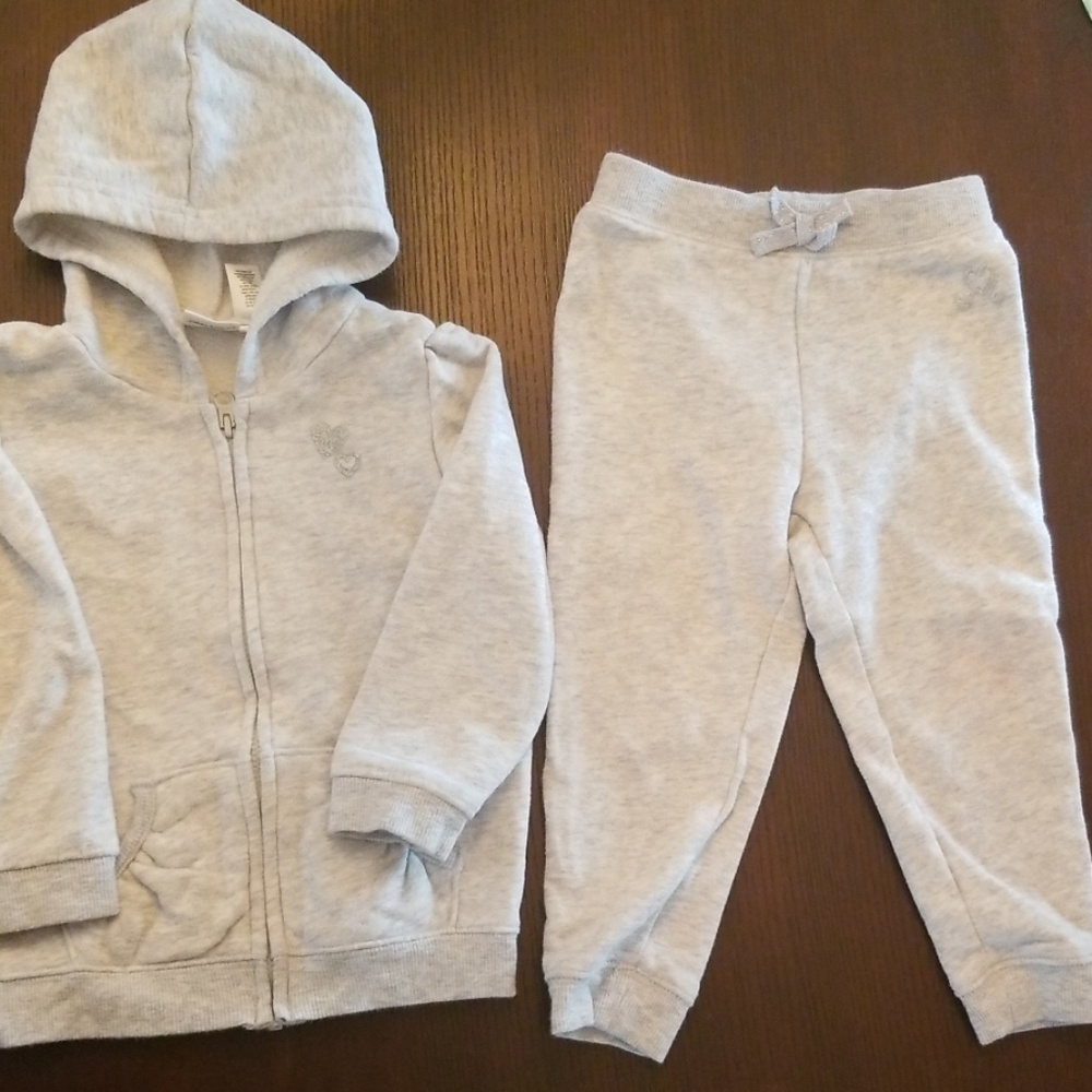 Sweatsuit